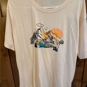 Cream colored tee shirt